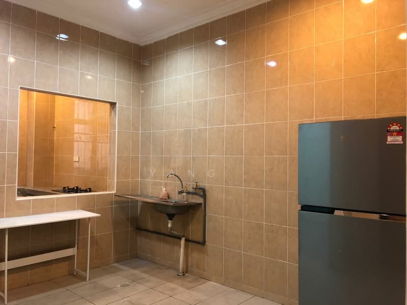 Rumah Teres 3 Tingkat untuk Disewa di Jalan Kuching (Kuala Lumpur) - Yang . - Kitchen - PropertyGuru.com.my