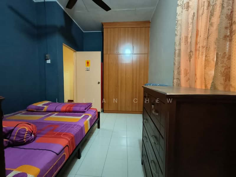 2-storey Terraced House for Sale in Taman Nusa Damai (Pasir Gudang) - Li Lian Chew - Bedroom - PropertyGuru.com.my