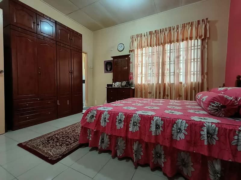 2-storey Terraced House for Sale in Taman Nusa Damai (Pasir Gudang) - Li Lian Chew - Bedroom - PropertyGuru.com.my