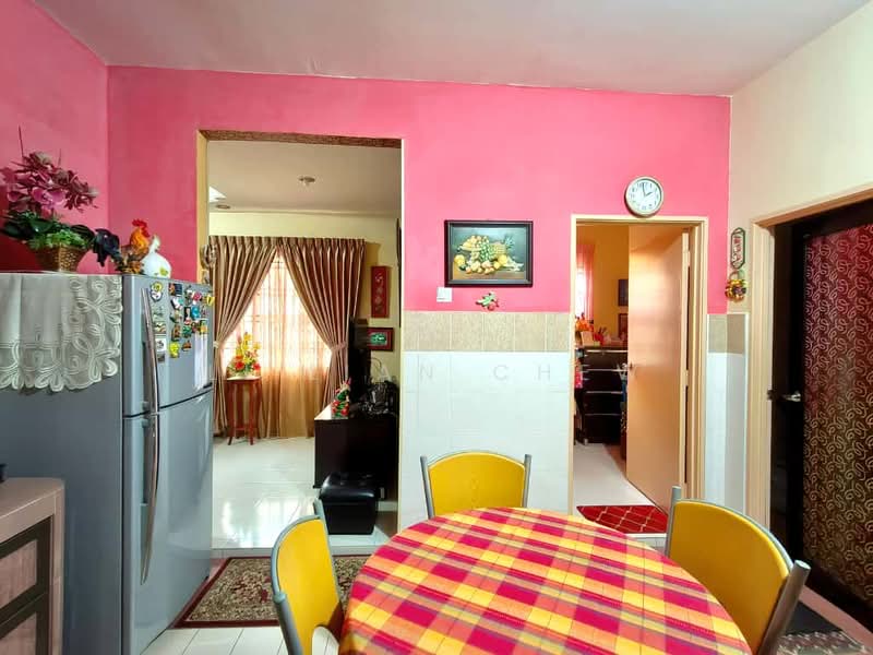 2-storey Terraced House for Sale in Taman Nusa Damai (Pasir Gudang) - Li Lian Chew - Kitchen - PropertyGuru.com.my