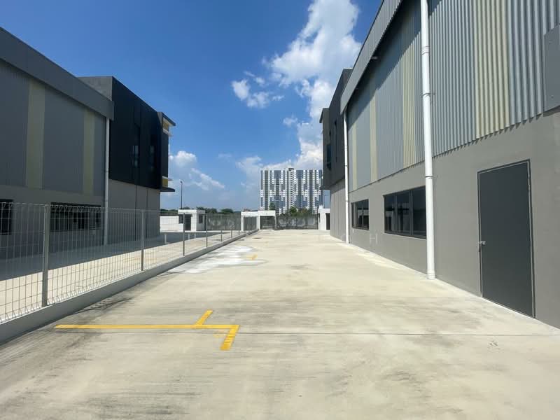 Kilang untuk Disewa di Eco Business Park V (Puncak Alam) - Lucas Toh - Exterior - PropertyGuru.com.my