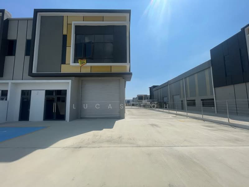 Kilang untuk Disewa di Eco Business Park V (Puncak Alam) - Lucas Toh - Exterior - PropertyGuru.com.my