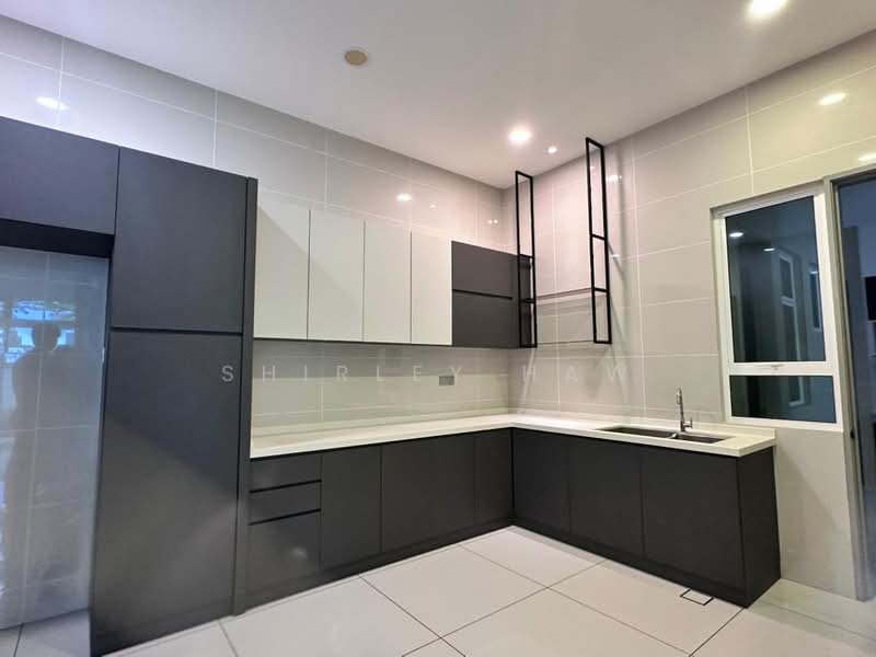 Cluster House for Sale in Horizon Hills (Iskandar Puteri (Nusajaya)) - Shirley Haw - Kitchen - PropertyGuru.com.my