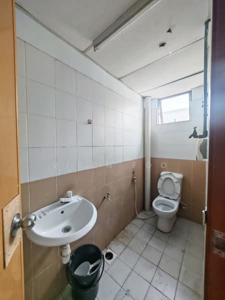 Shop / Office for Rent in Tebrau (Johor) - Vison Foo - Bathroom - PropertyGuru.com.my