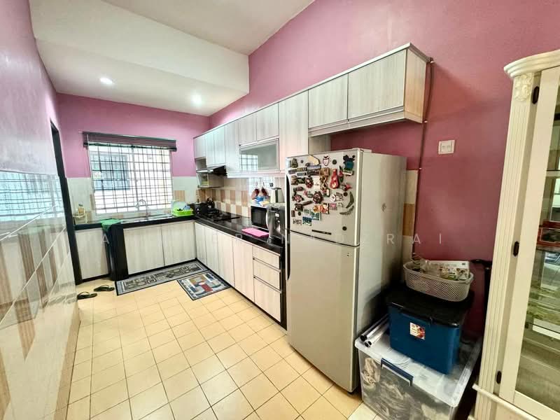 Rumah Teres 2 Tingkat untuk Dijual di Kajang (Selangor) - Ammeer Nadzrai - Kitchen - PropertyGuru.com.my
