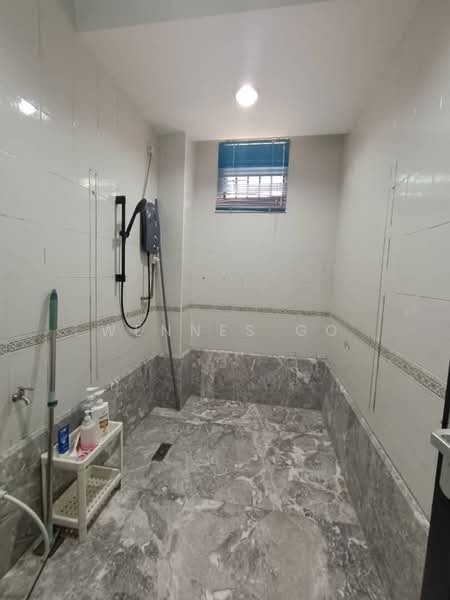 Rumah Berkembar untuk Dijual di Taman Impian Emas (Skudai) - Wennes Go - Bathroom - PropertyGuru.com.my