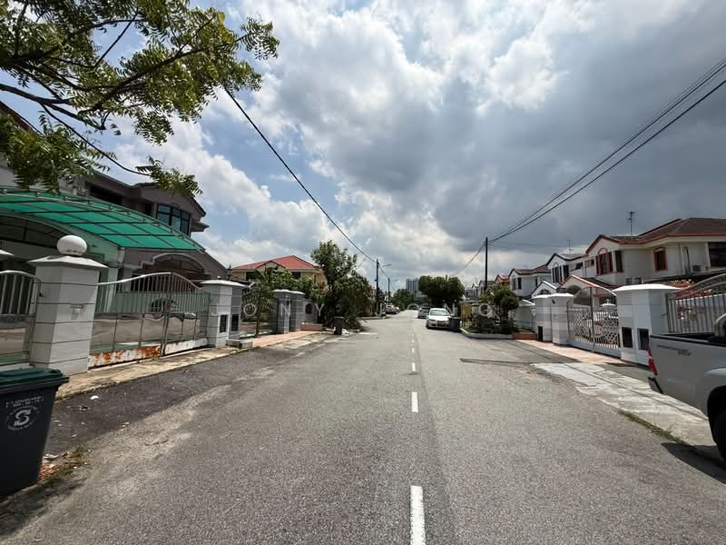 Rumah Berkembar untuk Disewa di Taman Perling (Perling) - Jony Jong - Exterior - PropertyGuru.com.my