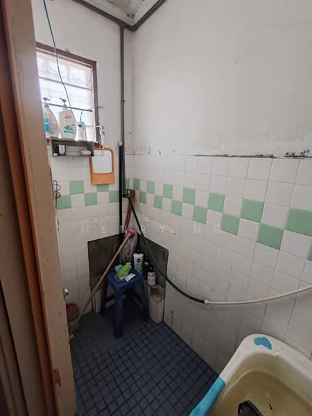 1-storey Terraced House for Sale in Sungai Lalang (Kedah) - Henry Ng - Bathroom - PropertyGuru.com.my