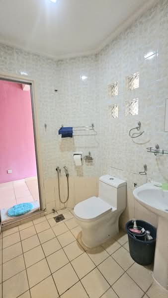 Rumah Teres 2 Tingkat untuk Dijual di Taman Putra Prima (Puchong) - Wendy Chin - Bathroom - PropertyGuru.com.my