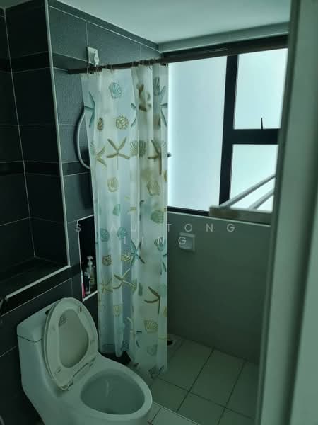 Servis Apartment untuk Disewa di The Sky Executive Suites - Siau Tong Ling - Bathroom - PropertyGuru.com.my