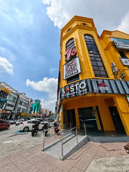 Shop for Rent in Pju 5 (Kota Damansara) - KC Foo Foo - Exterior - PropertyGuru.com.my