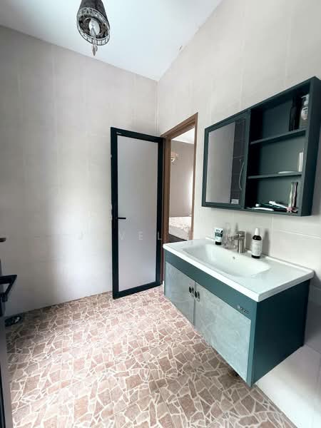Rumah Teres untuk Dijual di Taman Laguna (Johor Bahru) - Jovel Lim - Bathroom - PropertyGuru.com.my