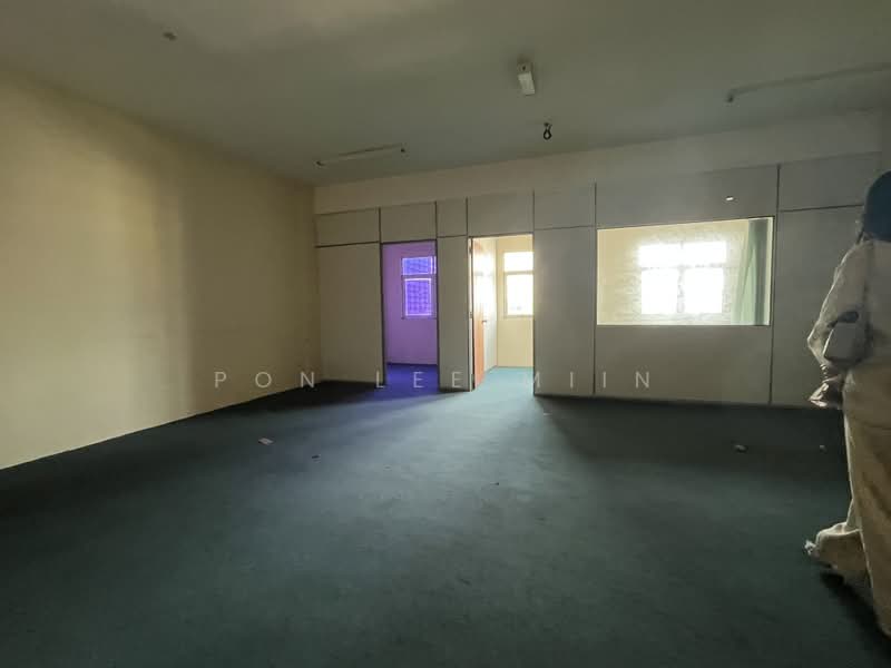 Shop / Office for Rent in Taman Maluri (Cheras) - Pon Lee Miin - Interior - PropertyGuru.com.my