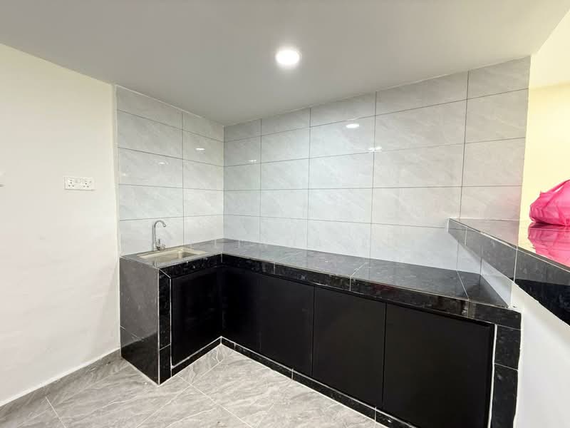 Apartment for Sale at Sri Delima - Melinda Ee - Kitchen - PropertyGuru.com.my