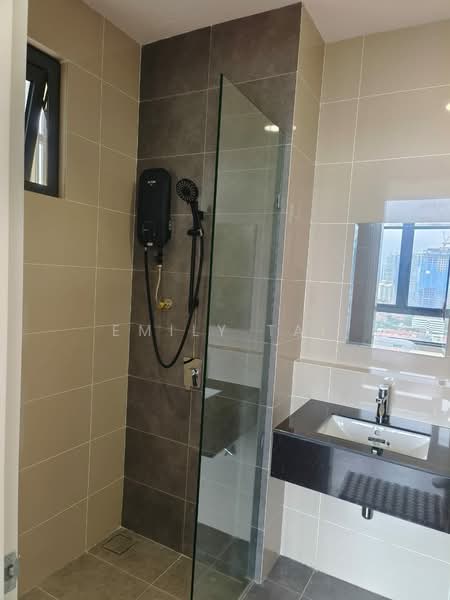 Condominium for Rent at The Maple Residences - Emily Tai - Bathroom - PropertyGuru.com.my