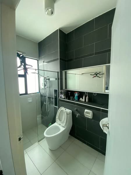 Service Residence for Sale at The Sky Executive Suites - Siau Tong Ling - Bathroom - PropertyGuru.com.my