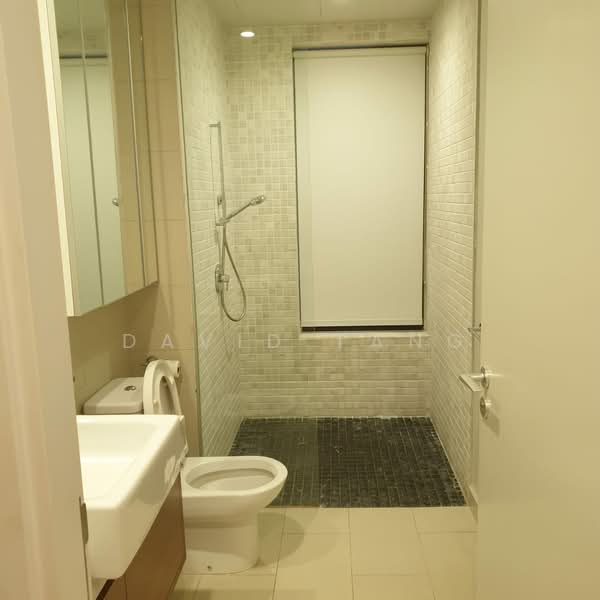 Kondominium untuk Dijual di Dedaun Condominium - David Tang - Bathroom - PropertyGuru.com.my