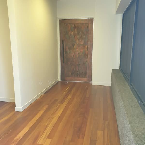 Kondominium untuk Dijual di Dedaun Condominium - David Tang - Entrance - PropertyGuru.com.my