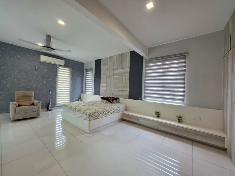 Semi-Detached House for Sale in Ambang Botanic (Klang) - Joanne Tan - Bedroom - PropertyGuru.com.my