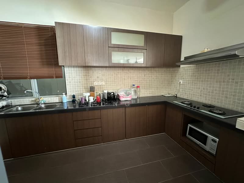 Kondominium untuk Dijual di Coastal Tower - Hong . - Kitchen - PropertyGuru.com.my