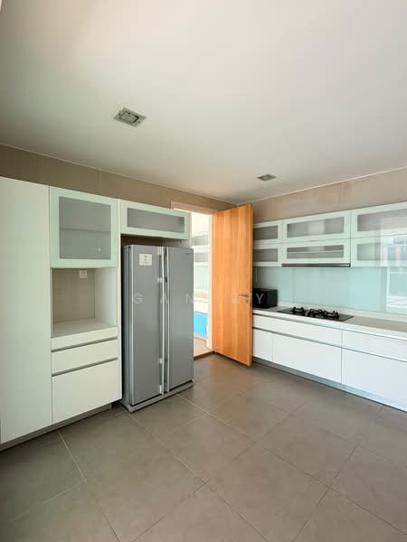 Condominium for Sale at Brunsfield EmbassyView - GAN ZY - Kitchen - PropertyGuru.com.my