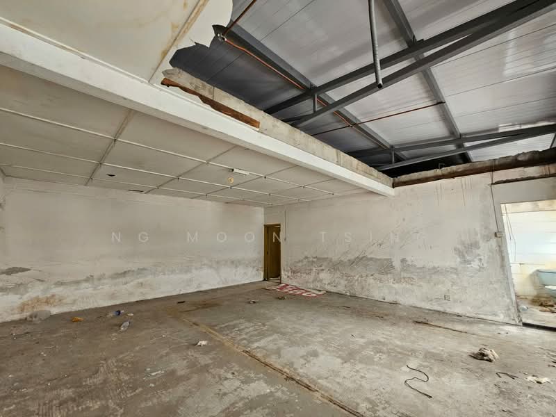 Semi-D Factory for Rent in Sri Edaran Industrial Park (Batu) - Ng Moon Tsing - Interior - PropertyGuru.com.my