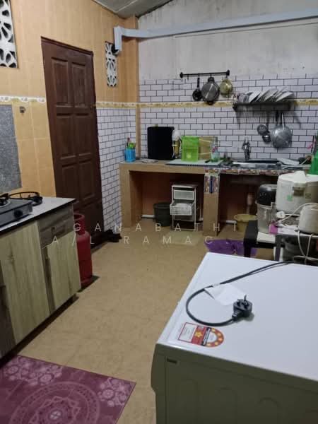 Rumah Teres 2 Tingkat untuk Dijual di Kajang (Selangor) - Ganabathi A/L Ramachandran - Kitchen - PropertyGuru.com.my