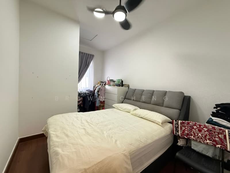Rumah Teres 2 Tingkat untuk Dijual di Setia Tropika (Johor Bahru) - Brown Cheng - Bedroom - PropertyGuru.com.my