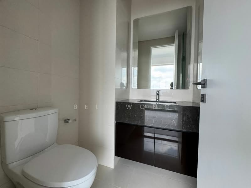 Servis Apartment untuk Dijual di Crown Residences @ Pavilion Damansara Heights - Bell Wong - Bathroom - PropertyGuru.com.my