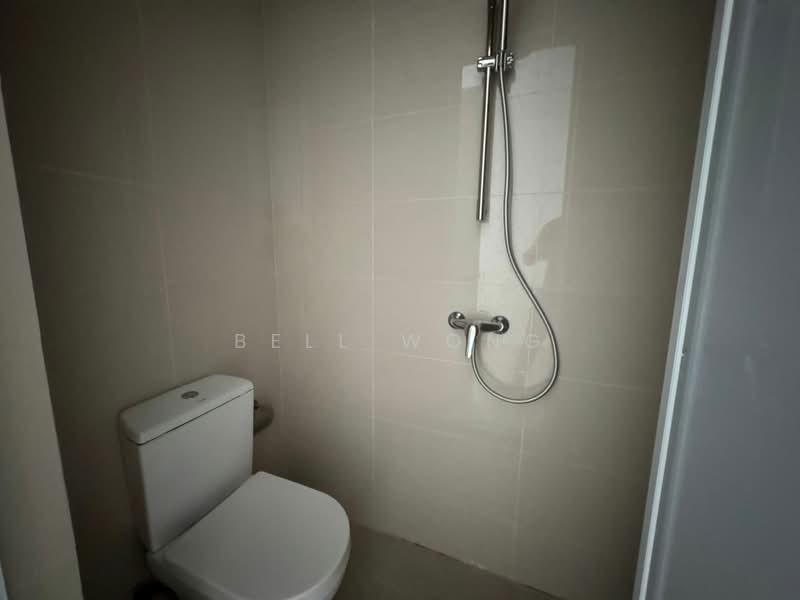 Servis Apartment untuk Dijual di Crown Residences @ Pavilion Damansara Heights - Bell Wong - Bathroom - PropertyGuru.com.my