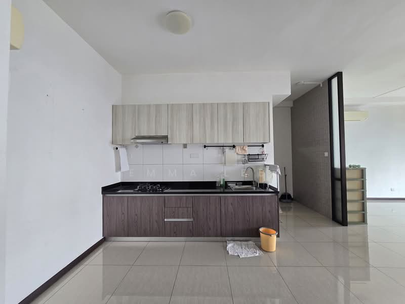 Service Residence for Sale at Molek Regency - Emma Lee - Kitchen - PropertyGuru.com.my