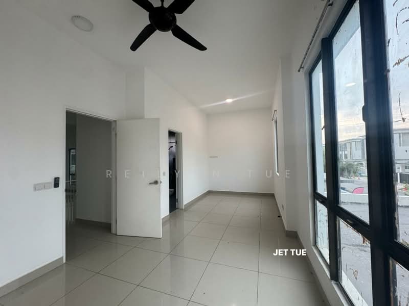 Semi-Detached House for Sale in Setia Utama (Setia Alam) - Reilynn Tue - Interior - PropertyGuru.com.my