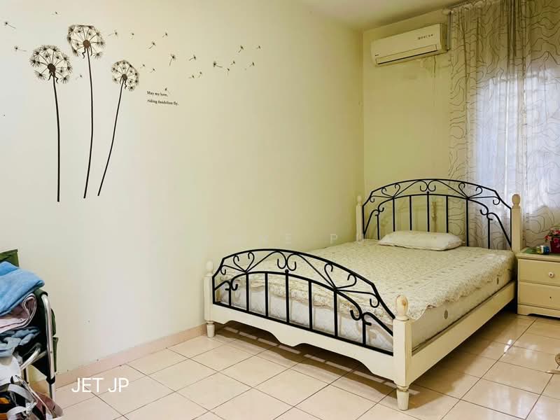 Terraced House for Sale in Seksyen 32, Kemuning Green Ville (Shah Alam) - Joanne Pua - Bedroom - PropertyGuru.com.my