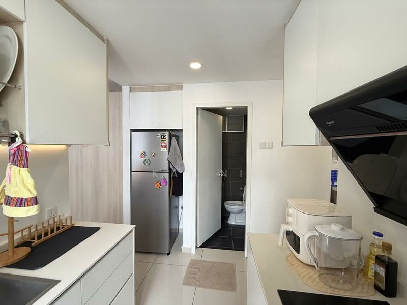 Service Residence for Rent at Midas @ Seri Alam - Kai Ni - Kitchen - PropertyGuru.com.my
