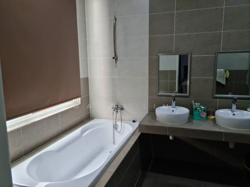 Semi-Detached House for Rent in Cyberjaya (Selangor) - Mandy Lim - Bathroom - PropertyGuru.com.my