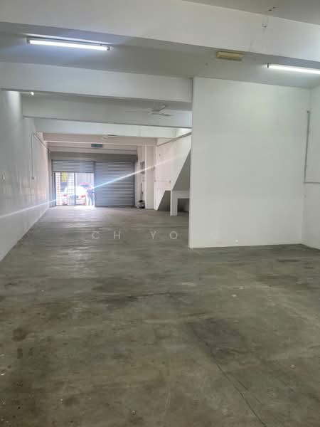 Shop for Rent in Taman Equine (Seri Kembangan) - ch yong - Interior - PropertyGuru.com.my