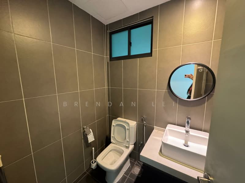 Servis Apartment untuk Disewa di Greenfield Residence - Brendan Lei - Bathroom - PropertyGuru.com.my