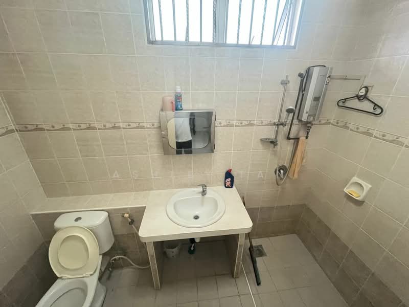 Rumah Berkembar untuk Disewa di Bayan Lepas (Penang) - Ashley Tan - Bathroom - PropertyGuru.com.my