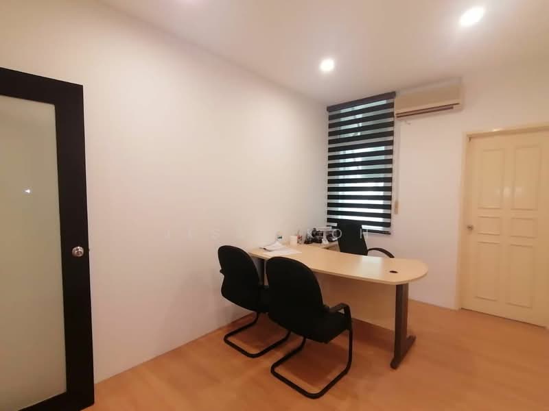 Shop / Office for Rent in Taman Molek (Johor Bahru) - Jessy Koh - Study - PropertyGuru.com.my