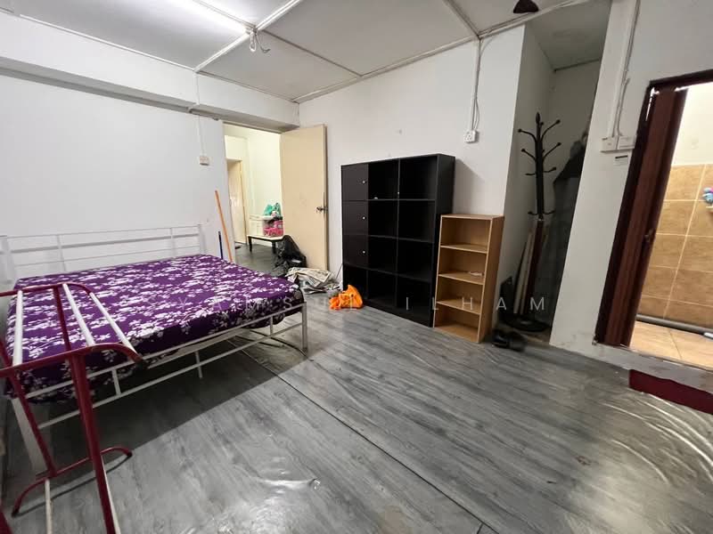 2-storey Terraced House for Sale in Shah Alam (Selangor) - Syamsul Ilham - Bedroom - PropertyGuru.com.my