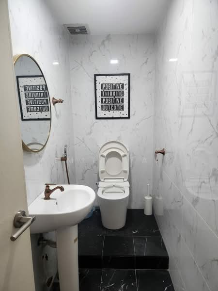 Servis Apartment untuk Disewa di Avantas Residences - Emily Tai - Bathroom - PropertyGuru.com.my