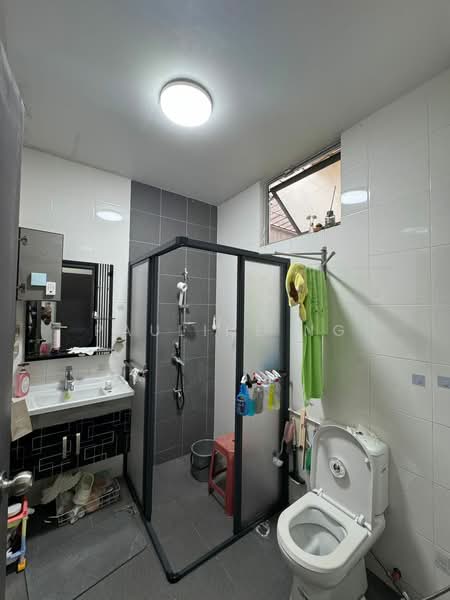 2-storey Terraced House for Rent in Taman Redang (Johor Bahru) - Pauline Ng - Bathroom - PropertyGuru.com.my