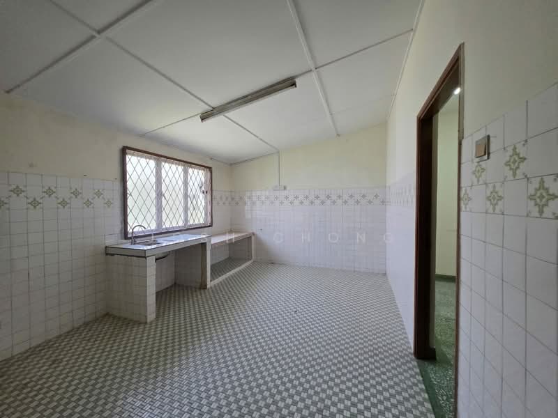 1-storey Terraced House for Sale in Taman Desa Jaya (Kepong) - Josh Chong - Kitchen - PropertyGuru.com.my