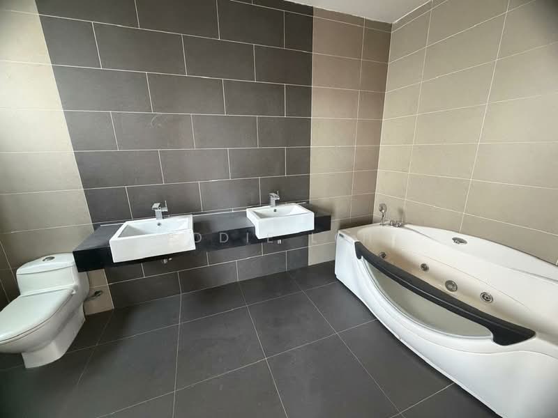 Bungalow for Sale in Kajang (Selangor) - Eddie Loh - Bathroom - PropertyGuru.com.my