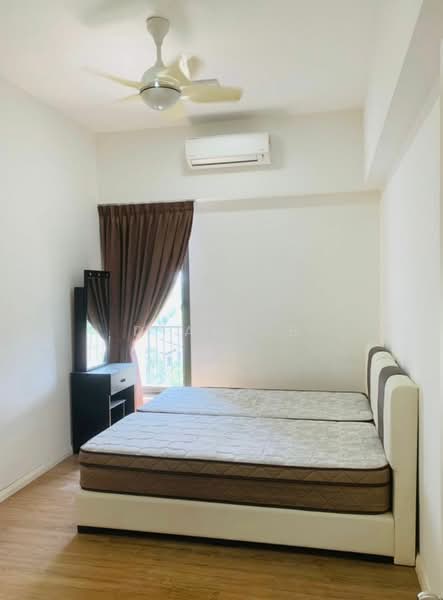 Condominium for Rent at The WaterEdge (Pinggiran Air) - Dian JB - Bedroom - PropertyGuru.com.my