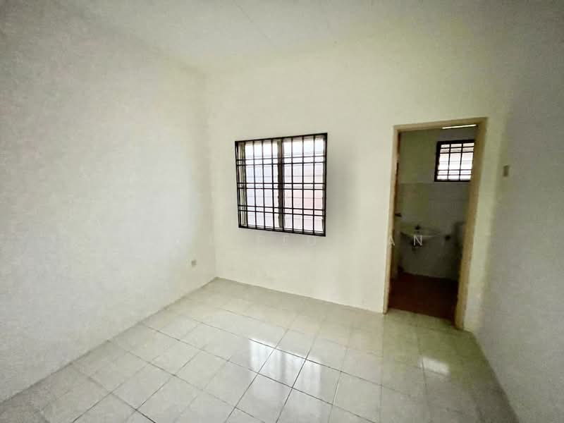 2-storey Terraced House for Sale in Taman Tasik Puchong (Puchong) - Mohd Redzuan - Interior - PropertyGuru.com.my