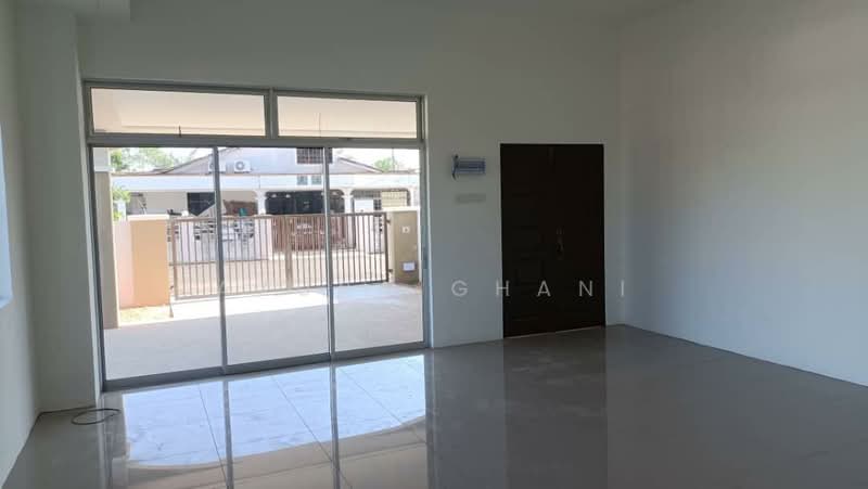 Rumah Teres 2 Tingkat untuk Dijual di Alor Setar (Kedah) - Azura Ghani - Living Room - PropertyGuru.com.my