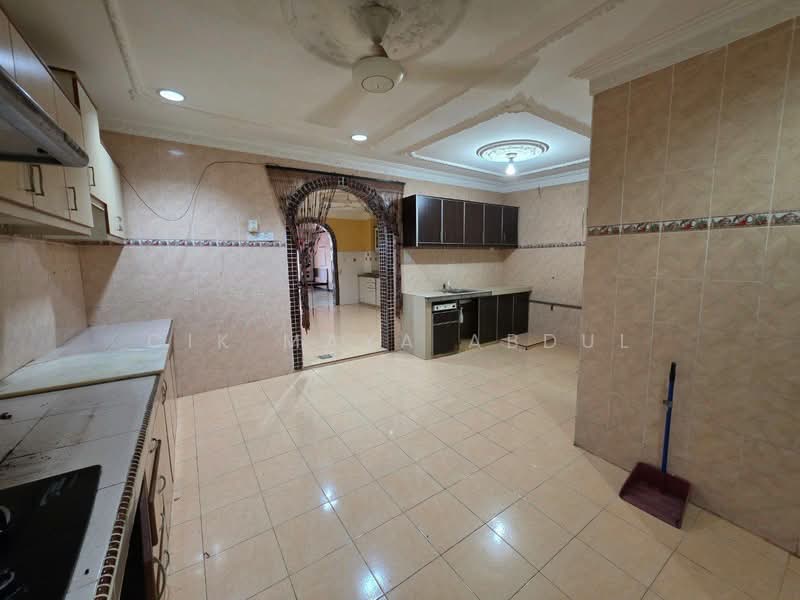 2-storey Terraced House for Sale in Selayang (Selangor) - Cik Maya Abdul - Kitchen - PropertyGuru.com.my