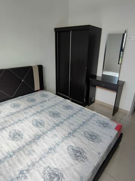 Service Residence for Sale at B11 Parkland Residence - Janice Lau - Bedroom - PropertyGuru.com.my