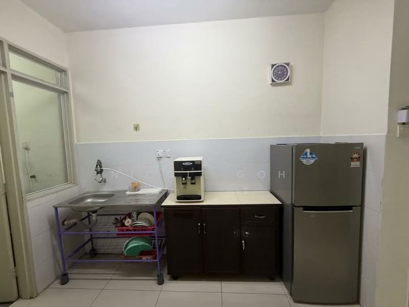 Condominium for Sale at Platinum Lake PV 16 - Nicole Goh - Kitchen - PropertyGuru.com.my